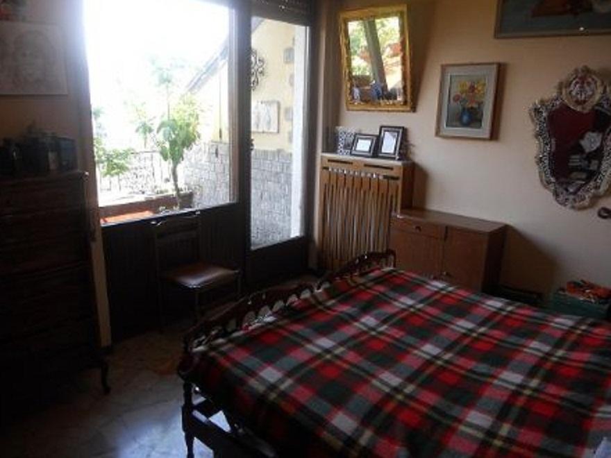 Bed and Breakfast Terrazza Con Vista Grande à Laveno-Mombello Chambre photo